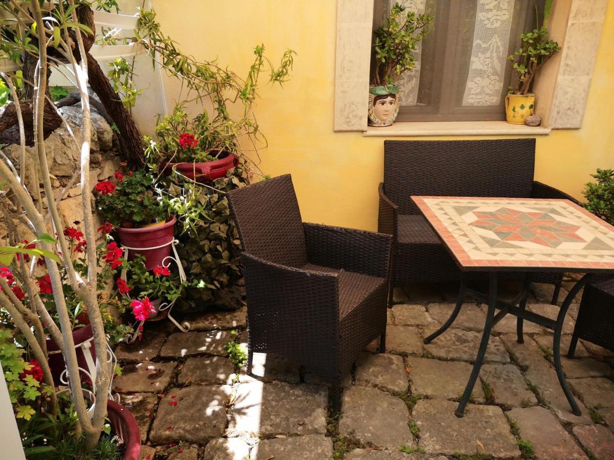 Il Giardino Dei Sospiri Casa de Férias Ragusa