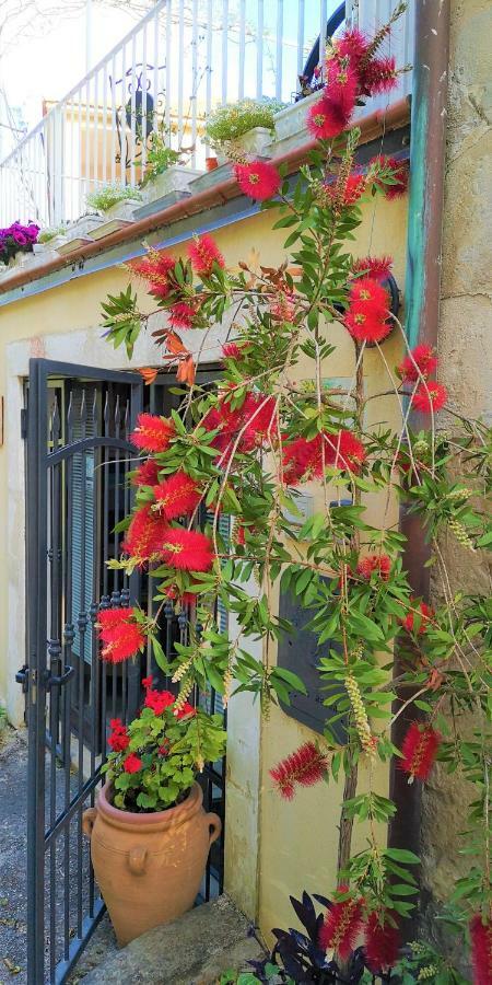 Il Giardino Dei Sospiri Casa de Férias *